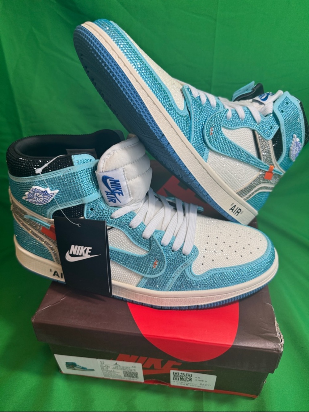 NEW! Custom “Swarovski Crystals” Off-White x Air Jordan 1 Retro High sneakers